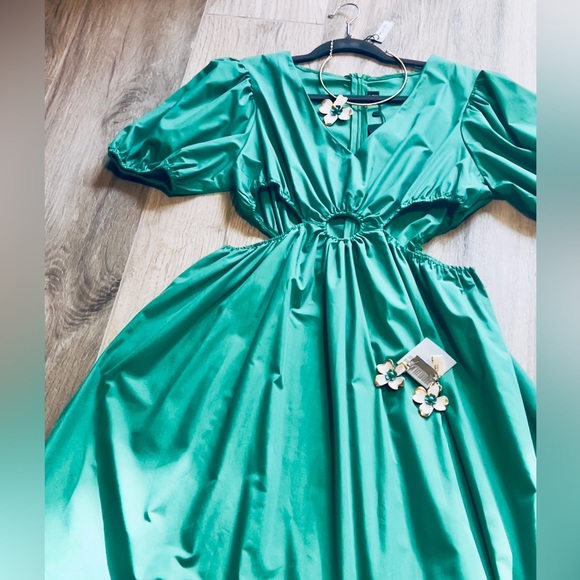 Boho Puff Sleeve Maxi Ruffled Dress - Size XL - Picture 5 of 6